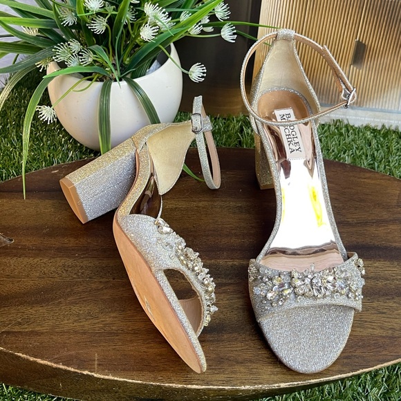 Badgley Mischka embellished heels size 7.5 tempest platino - Picture 6 of 10